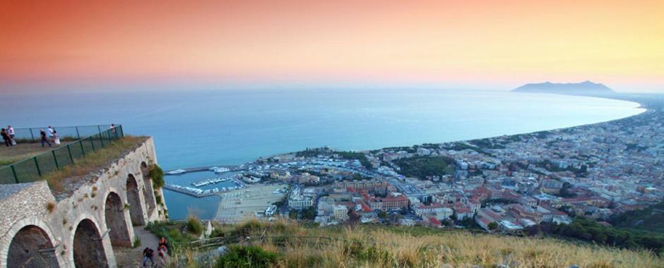 Apartmán Vicolo Dei Pescatori Terracina Exteriér fotografie